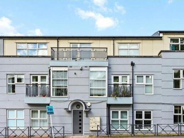 House for rent in Kingston Upon Thames, Greater London