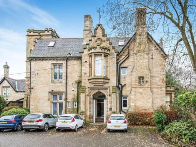 Apartment for rent in Kirkstall, West Yorkshire