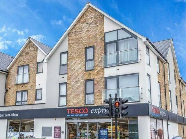 House for rent in Surrey