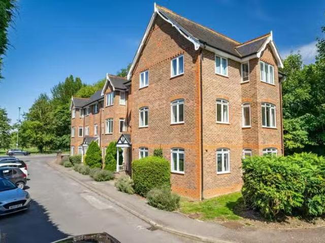 Apartment for rent in St Albans, Five Acres