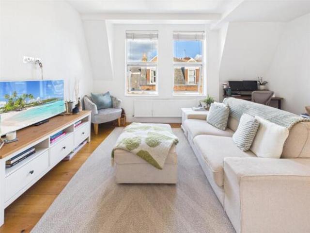 Apartment for rent in Twickenham, Greater London
