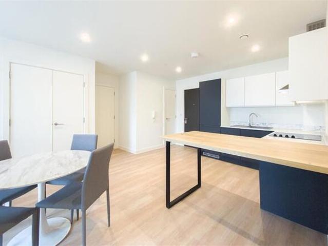 Apartment for rent in Eastleigh, Helford
