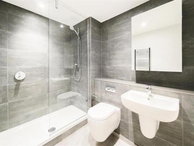 Apartment for rent in Eastleigh, Helford