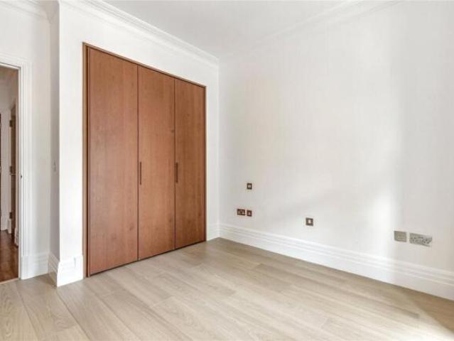 Apartment for rent in Deepcut, Surrey