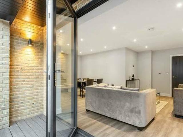 House for rent in Lyons, Greater London