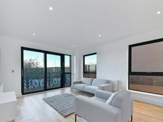 House for rent in Lyons, Greater London