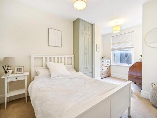 Apartment for rent in Cat Hill