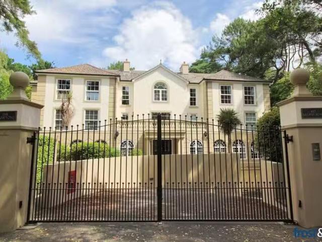 Apartment for rent in England