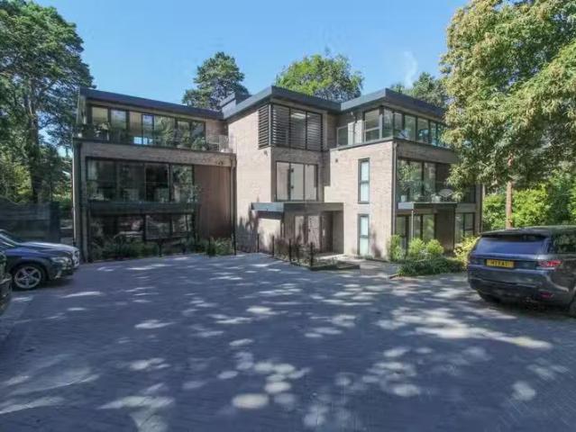 Apartment for rent in Branksome, Poole