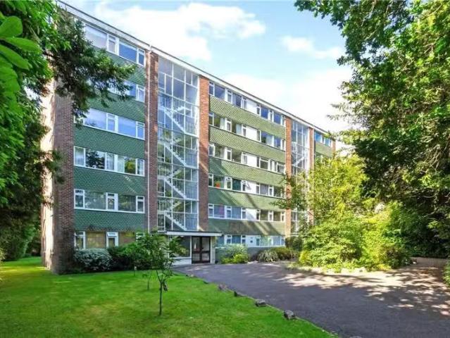 Apartment for rent in Canford Cliffs, Poole
