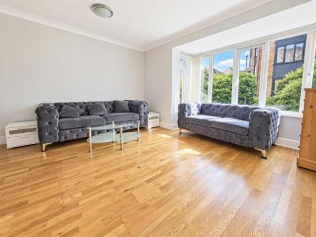 Apartment for rent in Cat Hill