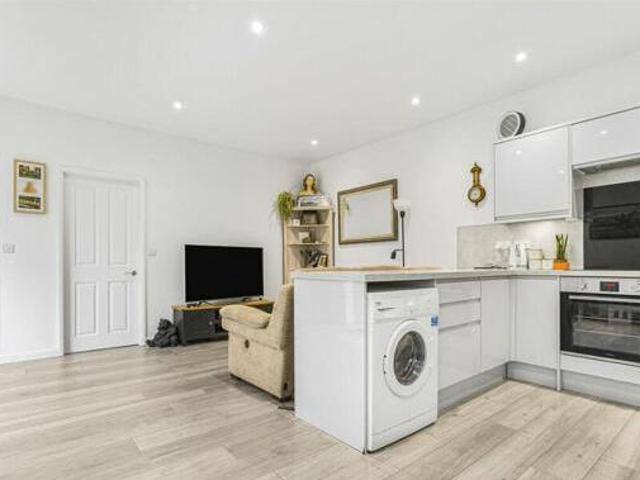 House for rent in Lyons, Greater London