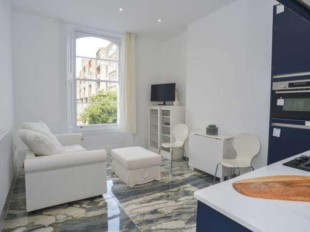 Apartment for rent in Amberley Estate, Greater London