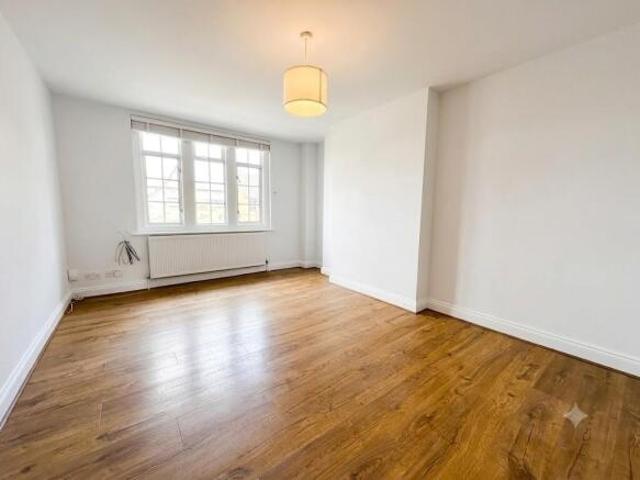 Apartment for rent in Walworth, Greater London
