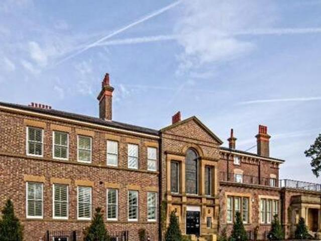 House for rent in Calderstones