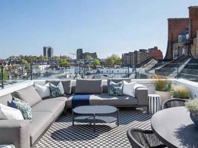 House for sale in Lyons, Greater London