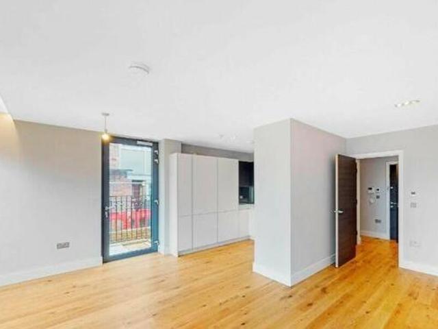 House for rent in Lyons, Greater London