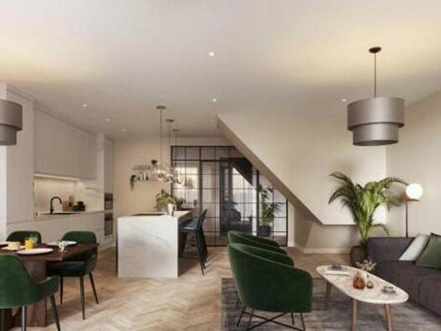 House for sale in Lyons, Greater London