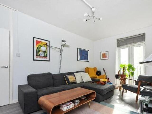 House for rent in Lyons, Greater London