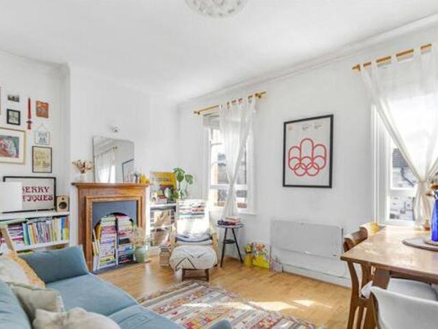 House for rent in Lyons, Greater London