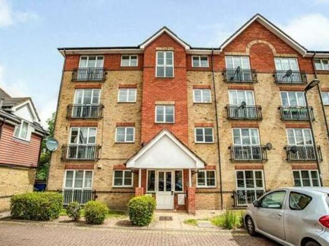 House for rent in Lyons, Greater London