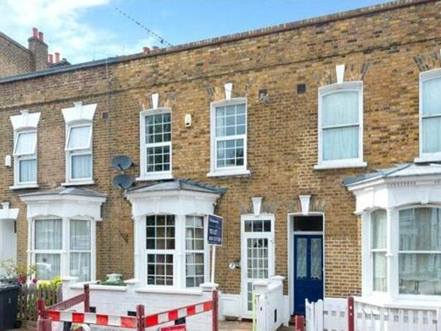 House for rent in Lyons, Greater London