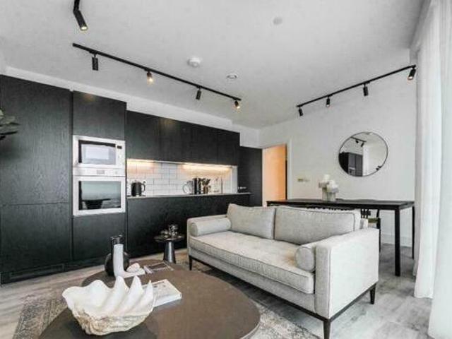 House for rent in Lyons, Greater London