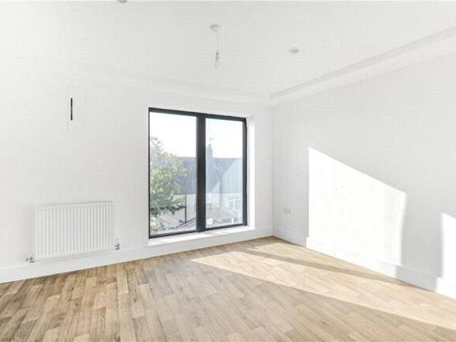 Apartment for rent in London Borough of Croydon, Thornton Heath