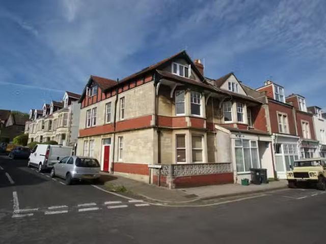 Apartment for rent in Cotham, Redland