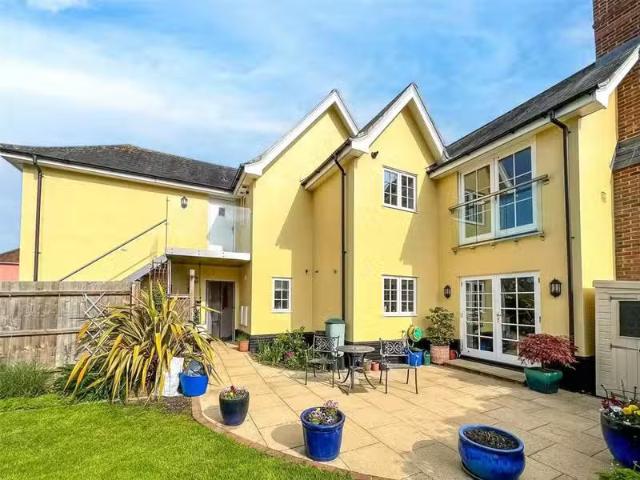Apartment for rent in Dale Hill, Essex