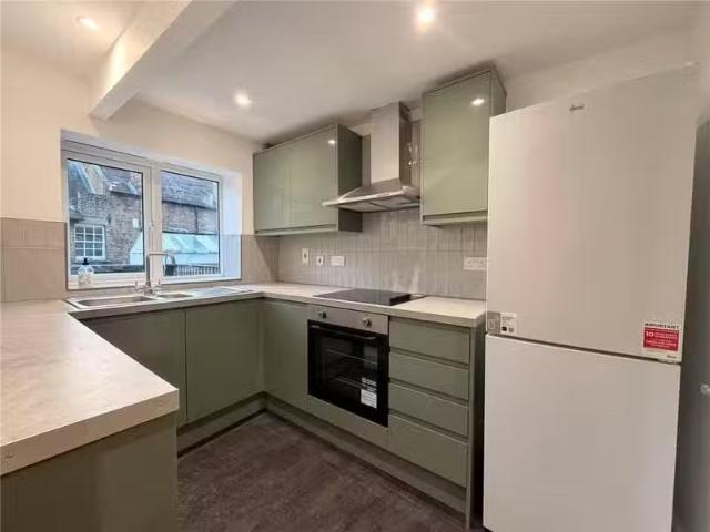 Apartment for rent in New Town, Monks Orchard