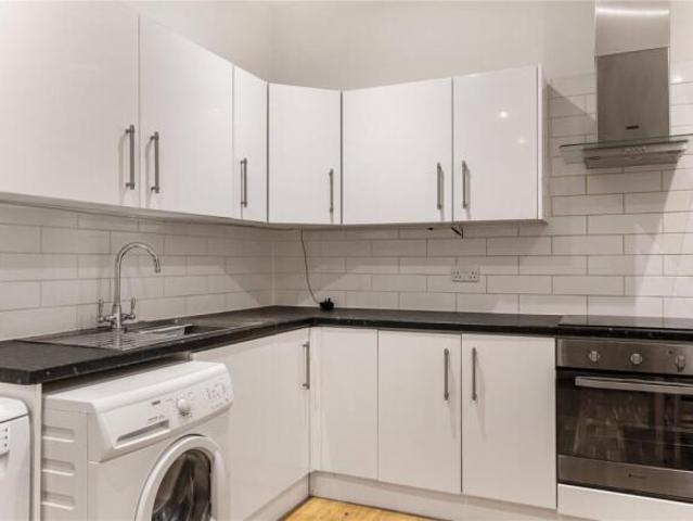 Apartment for rent in Aldgate, Lyons
