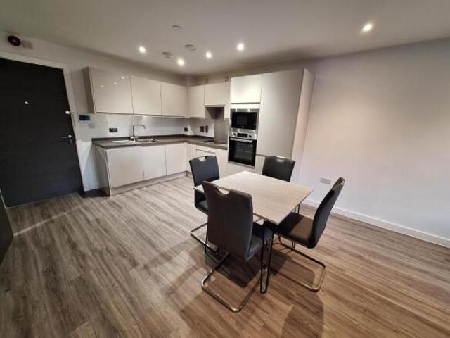 Apartment for rent in South Lane, West Yorkshire