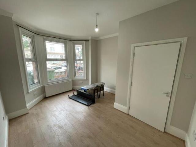 Apartment for rent in Cat Hill