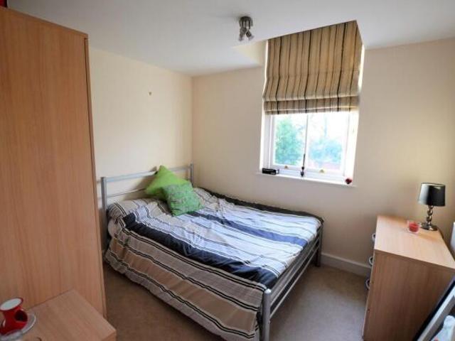Apartment for rent in Scarcroft, York