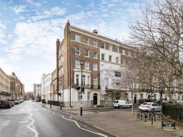Apartment for rent in Cat Hill, England