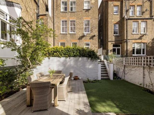 Apartment for rent in Cat Hill