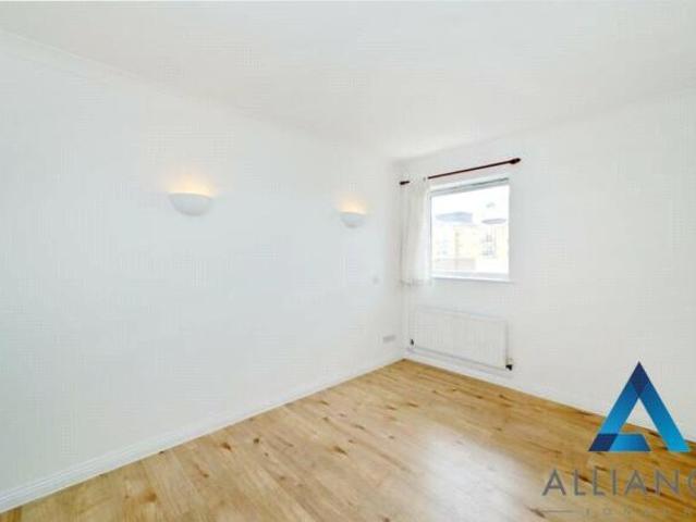 Apartment for rent in Cat Hill