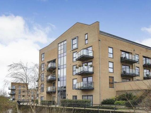 House for rent in Pouchen End, Hertfordshire