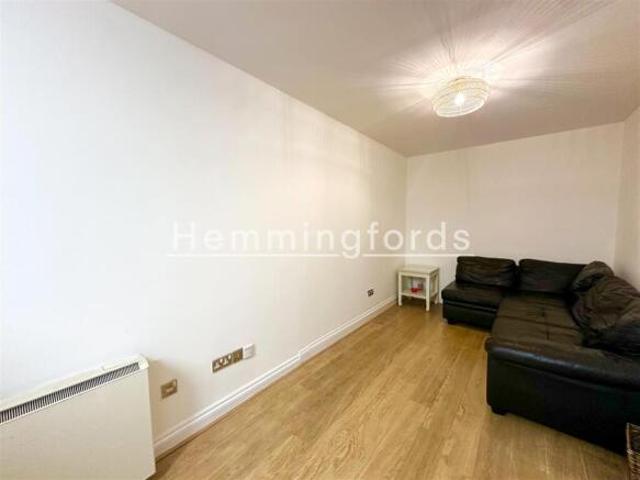 Apartment for rent in Cat Hill
