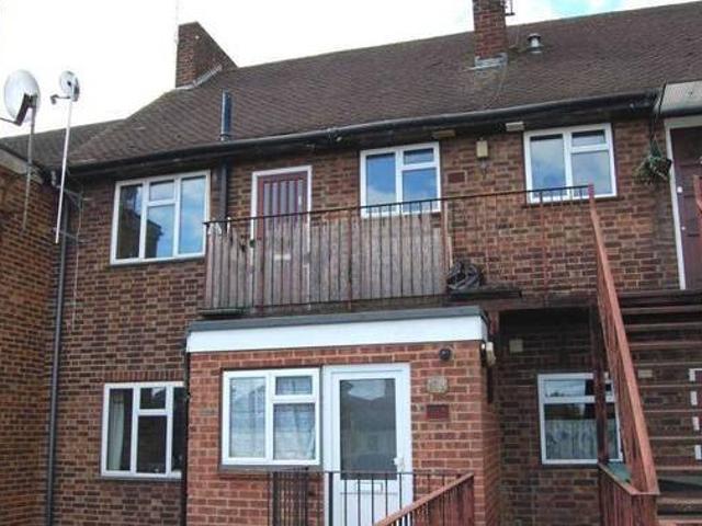 House for rent in Surrey