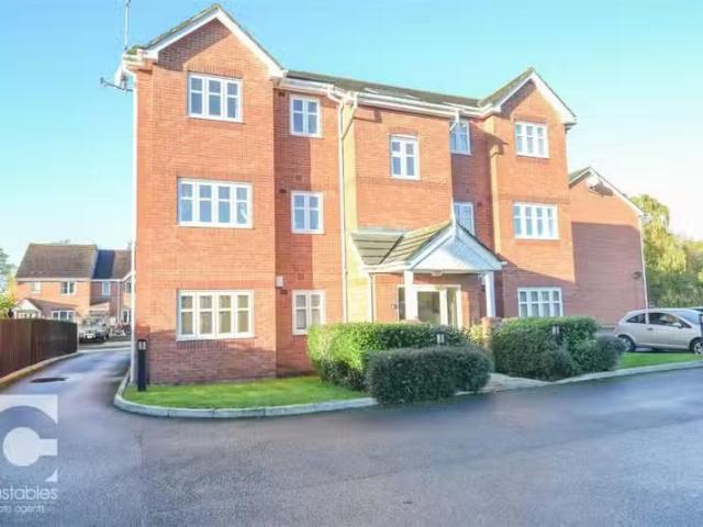 Apartment for rent in Clayhill, West Vale