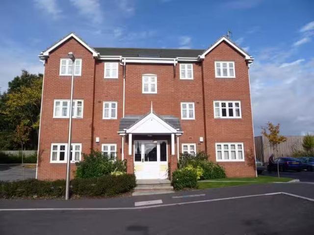 Apartment for rent in Clayhill, West Vale