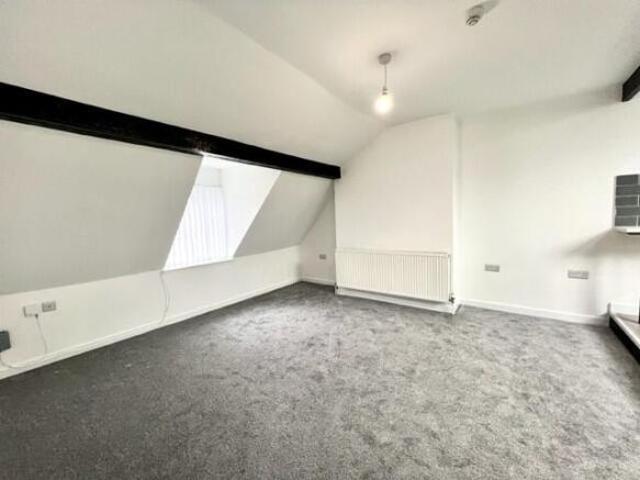 Apartment for rent in Calderstones