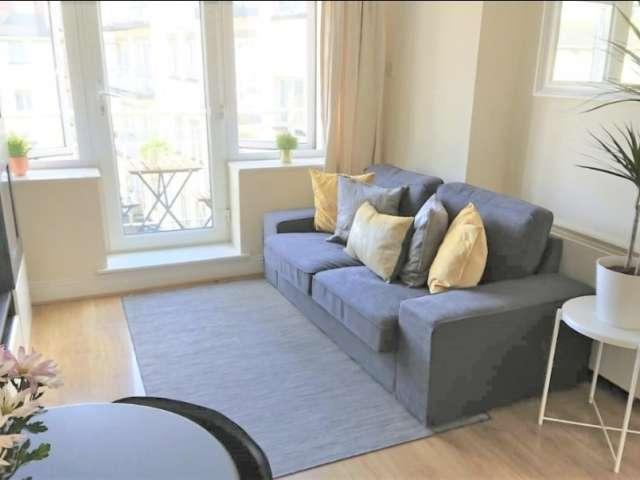 Apartment to rent in Bluebell, North Tipperary
