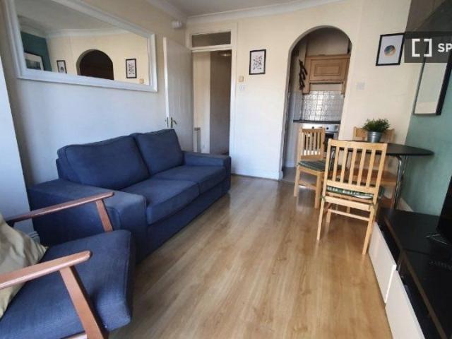 Apartment to rent in Bluebell, North Tipperary
