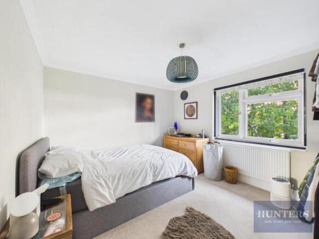 Apartment for rent in Ewens Farm, Cheltenham