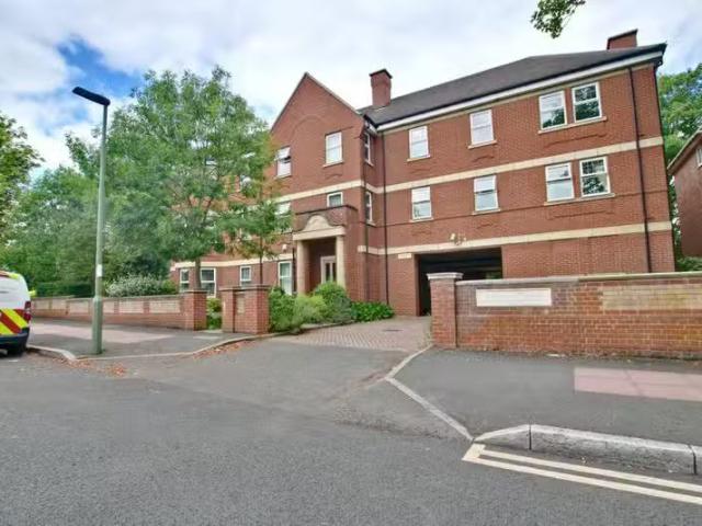 Apartment for rent in Bickley, Greater London