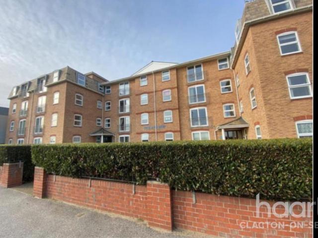 Apartment for rent in Frinton and Walton, Dale Hill