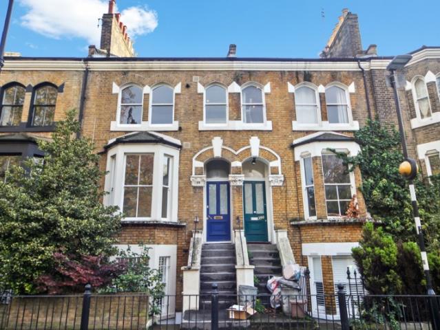 Apartment for rent in Mile End, Greater London